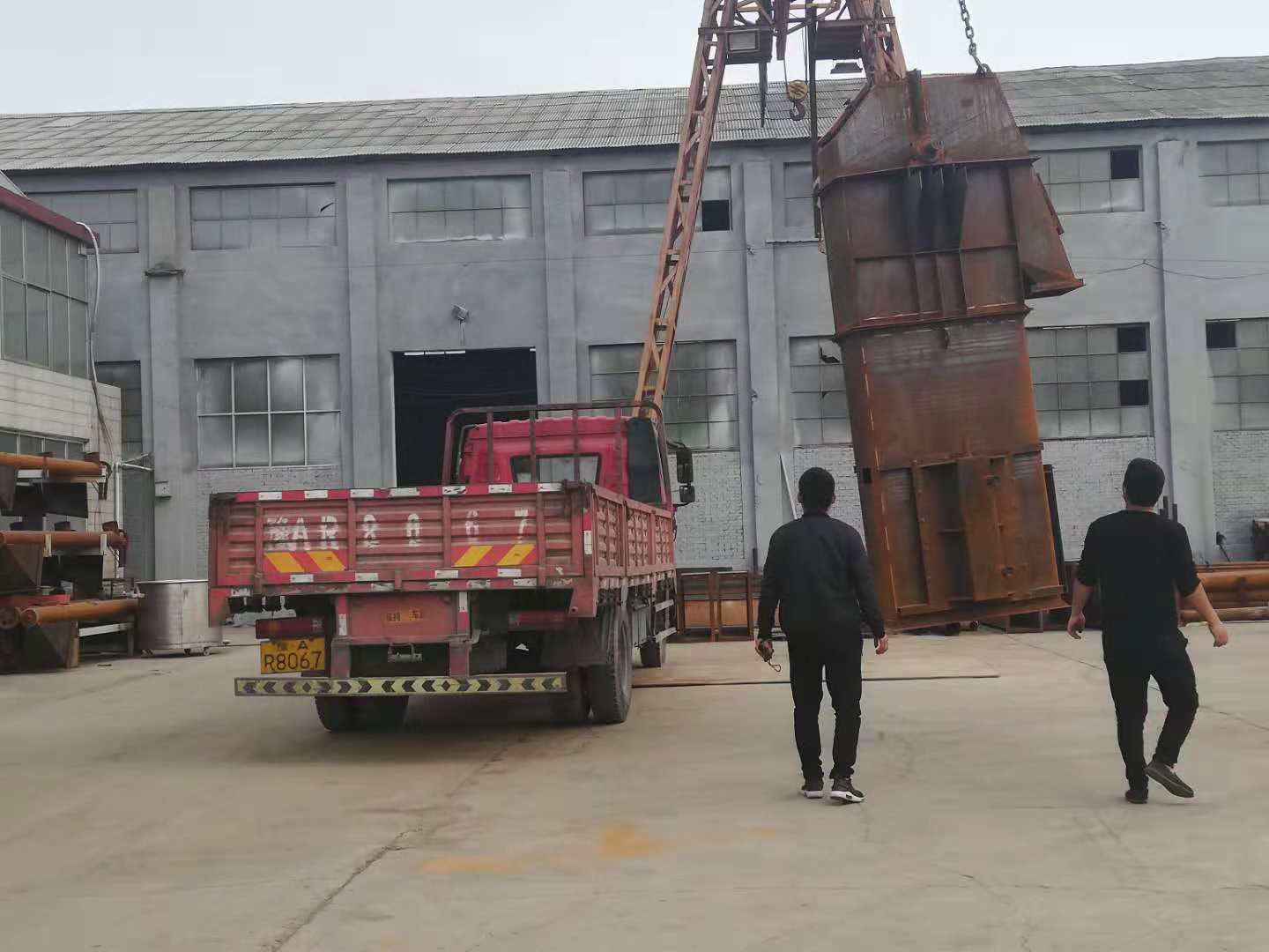 相應號召，NE15板鏈提升機原色出廠